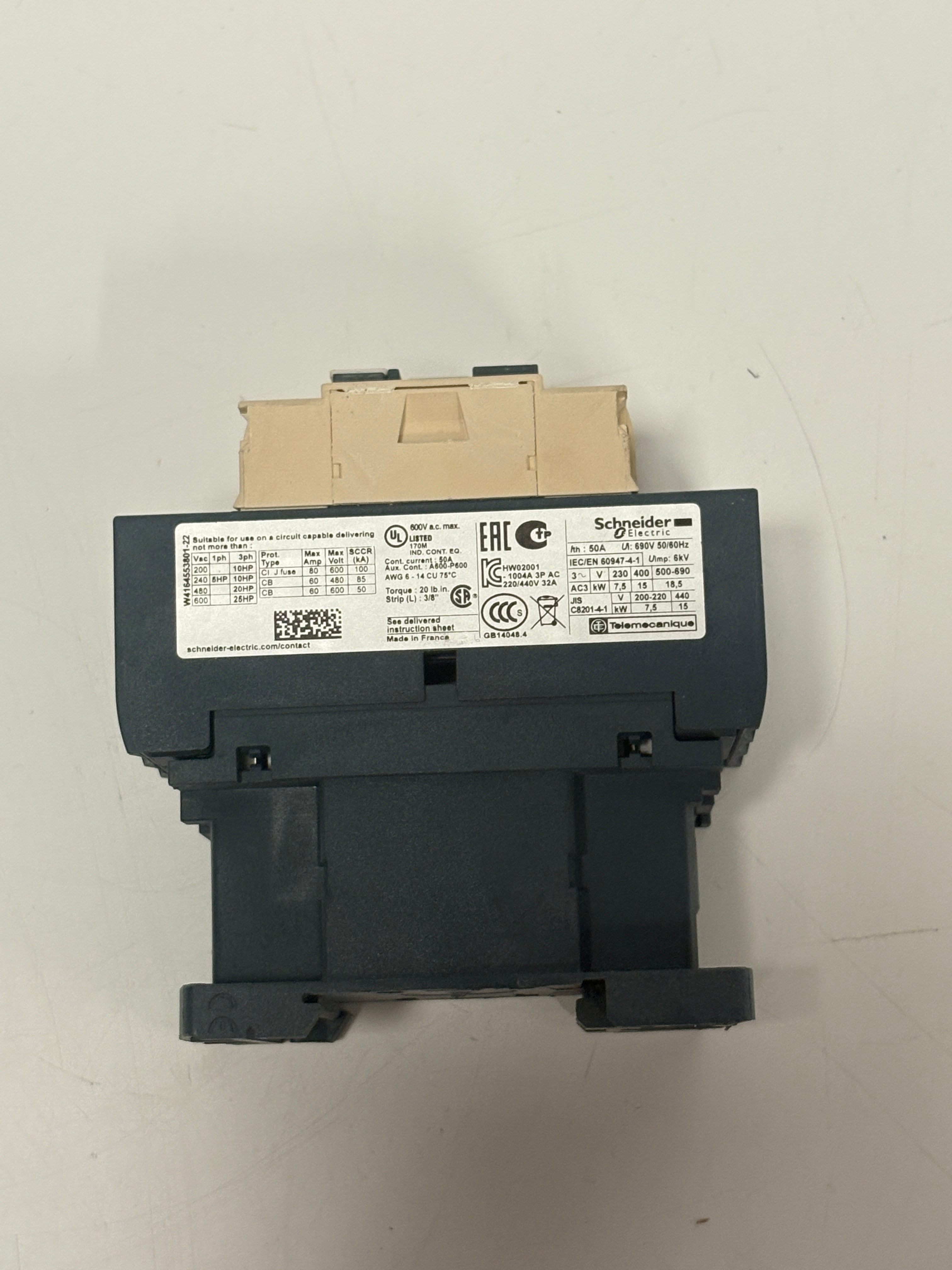Schneider LC1D32P7 TeSys D Contactor 32A 230V AC Coil