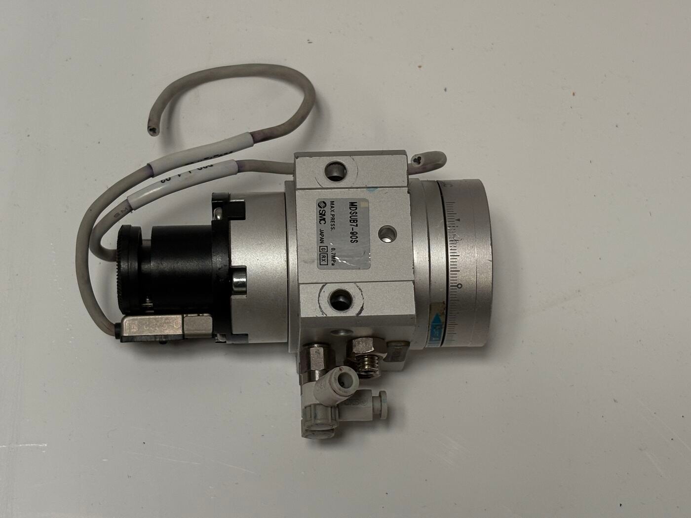 SMC MDSUB7-90S MSUB Rotary Table Actuator 90°