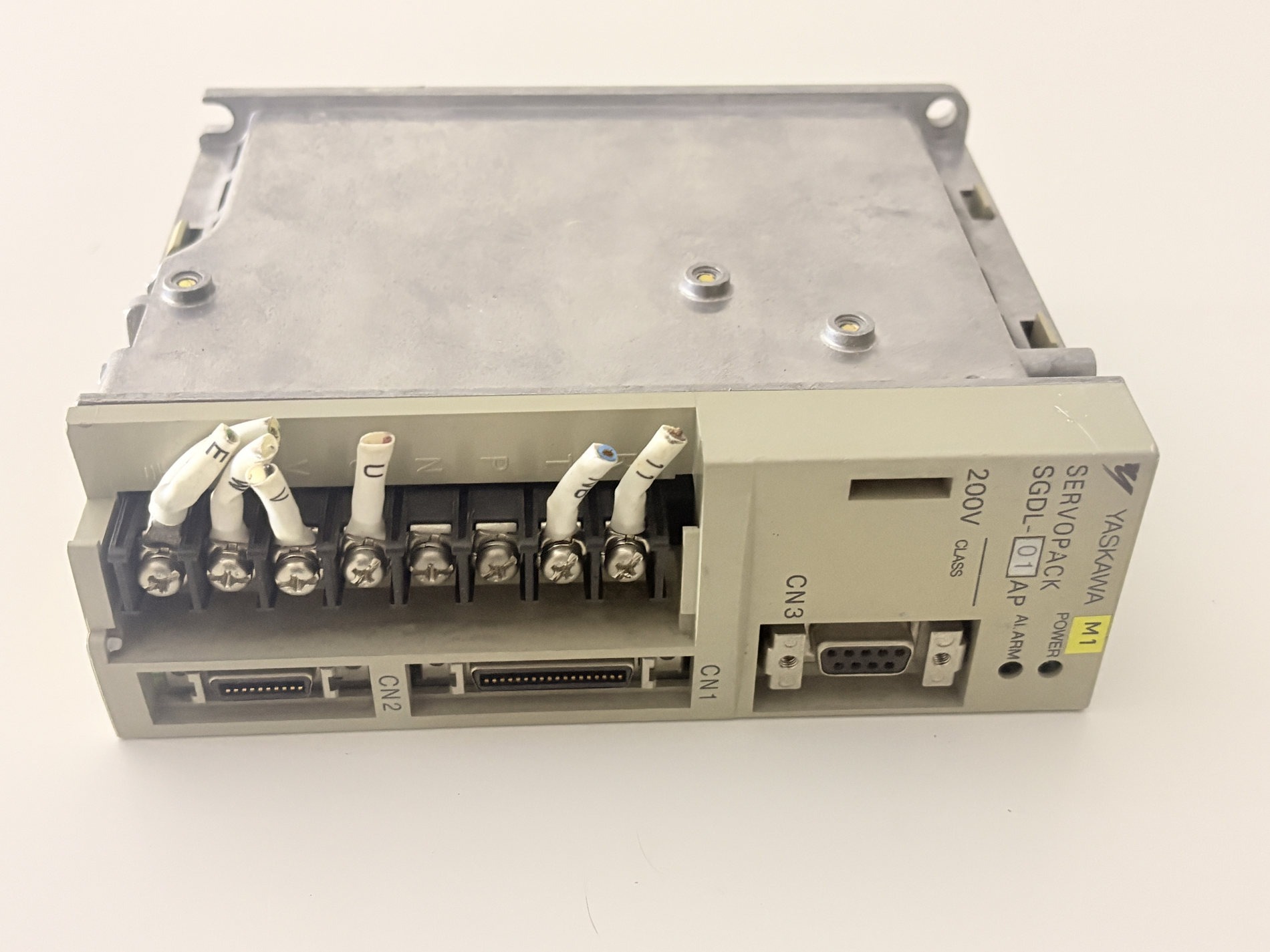Yaskawa SGDL-01AP SERVOPACK 100W AC Servo Drive 230V