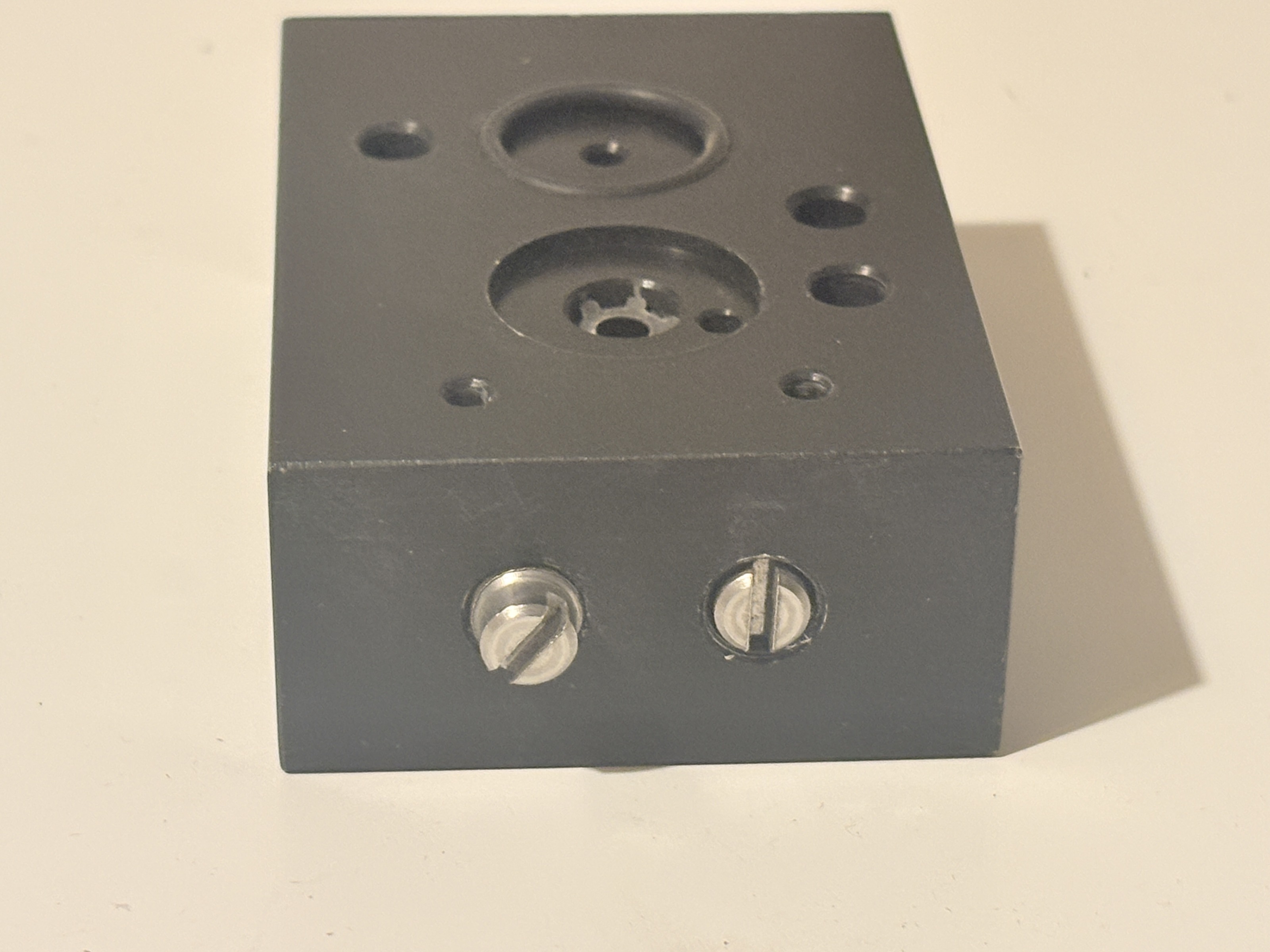 NF3 Lot N8766 Industrial Pneumatic Valve Manifold Block 3