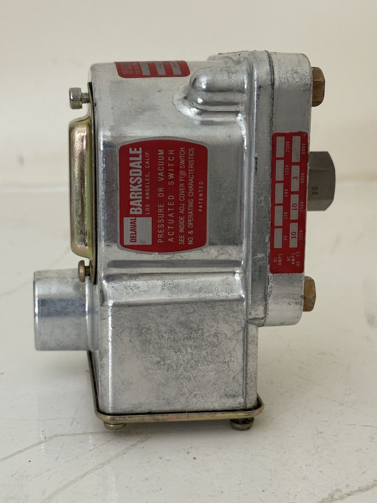 Barksdale D2T-A80SS Pressure Vacuum Switch 0.5-80 PSI