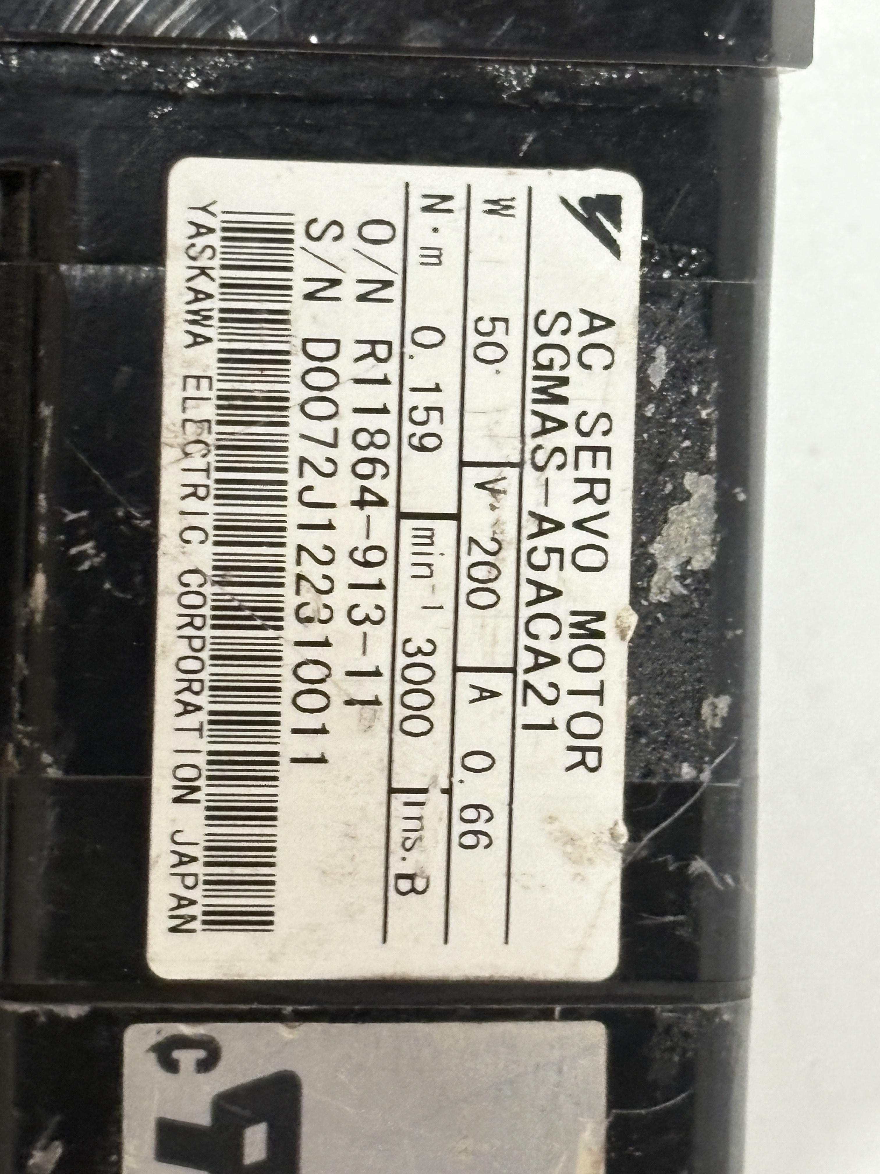 Yaskawa / Apex Dynamics SGMAS-A5ACA21 AC Servo Motor with Right-Angle Gearbox