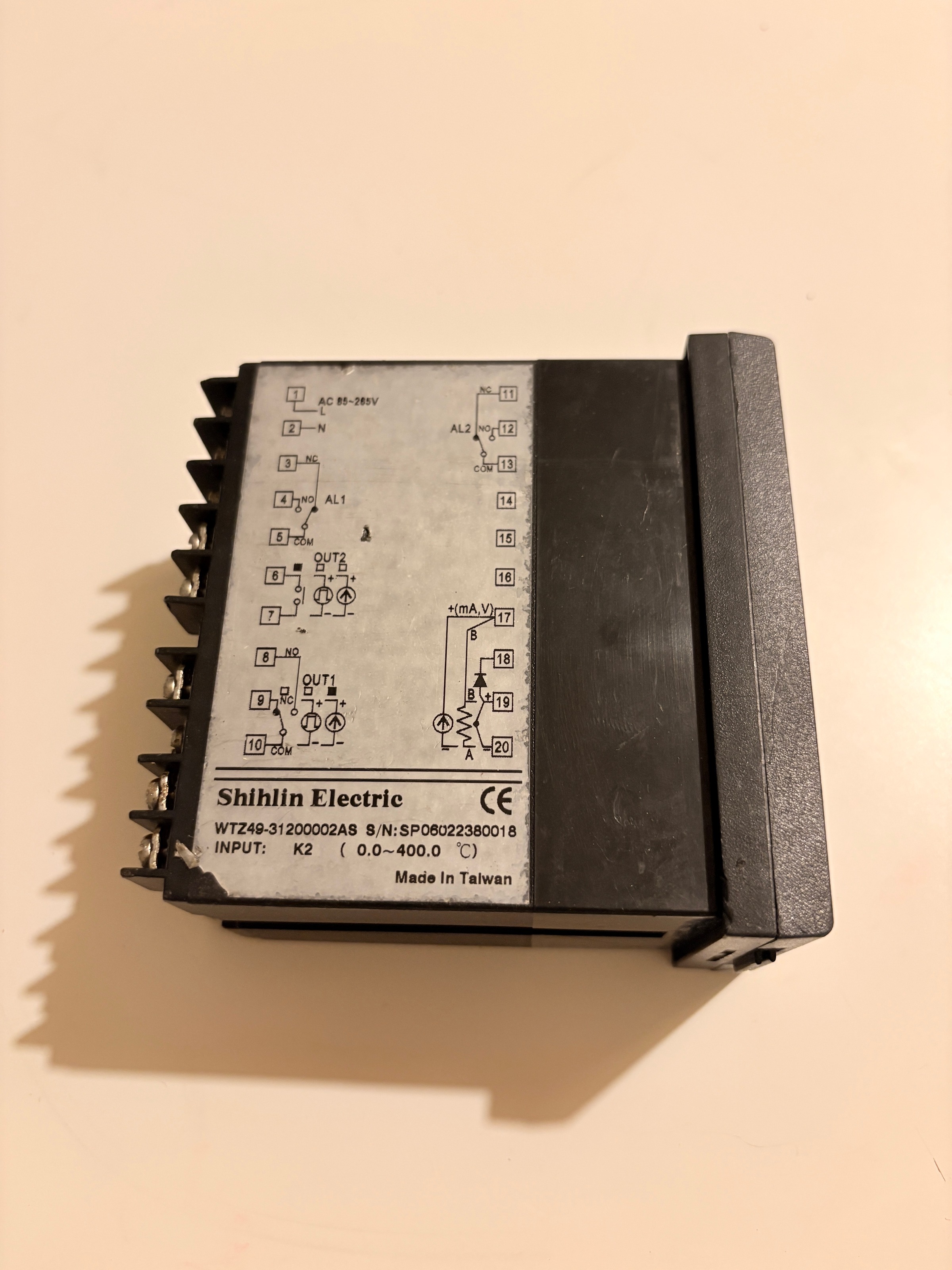 Shihlin Electric FY800 WTZ49-31200002AS Temperature Controller