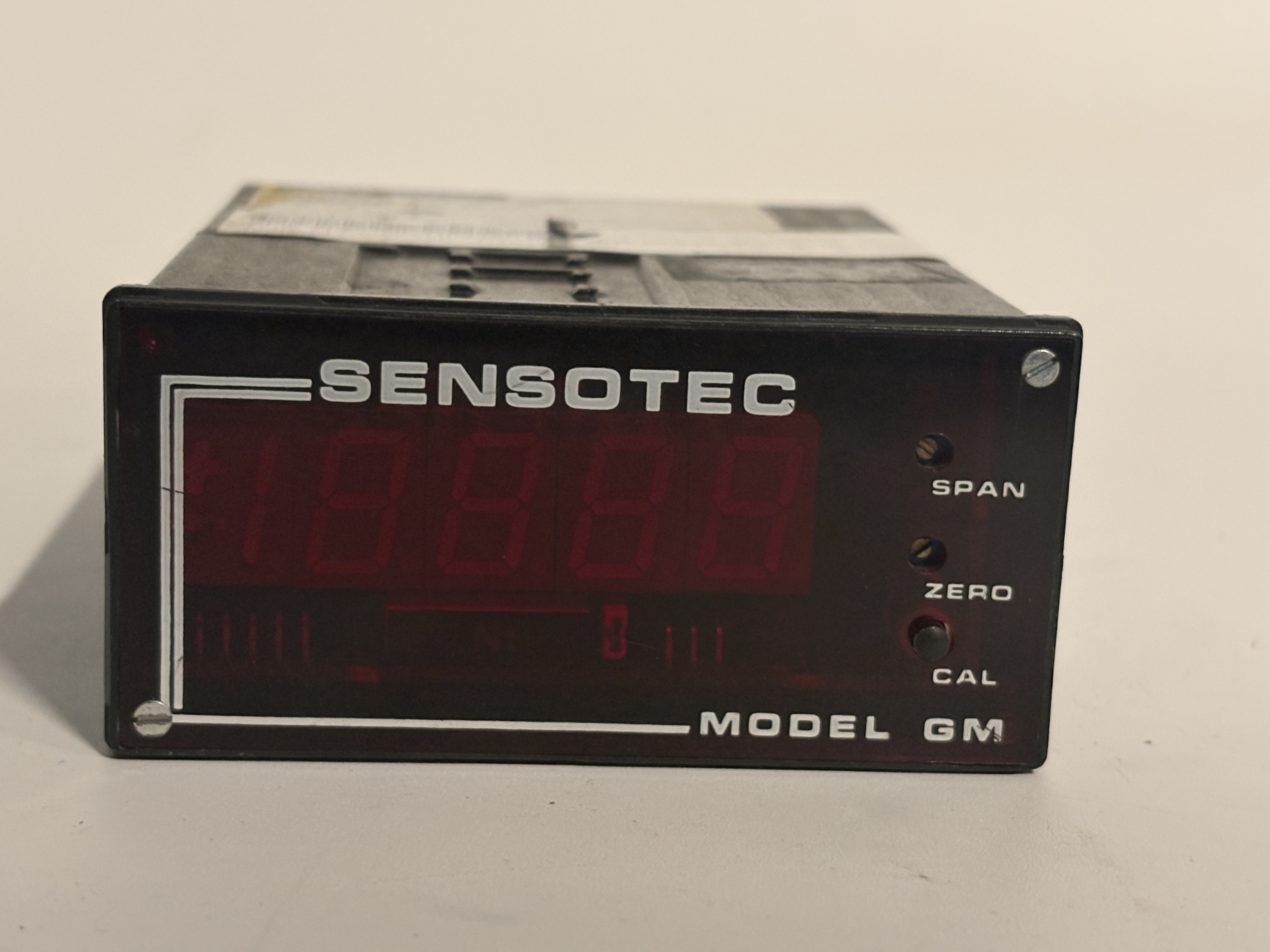 Sensotec GM 060-3147-05 Digital Display Signal Conditioner 220VAC
