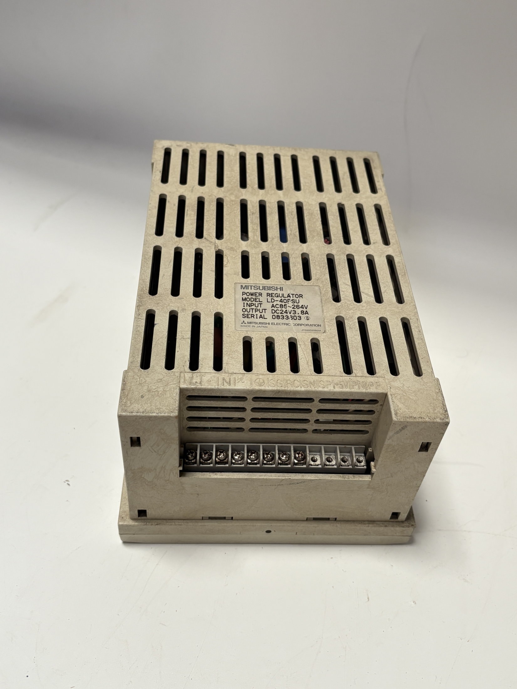 Mitsubishi Electric LD-40PSU power regulator 24V DC 3.8A