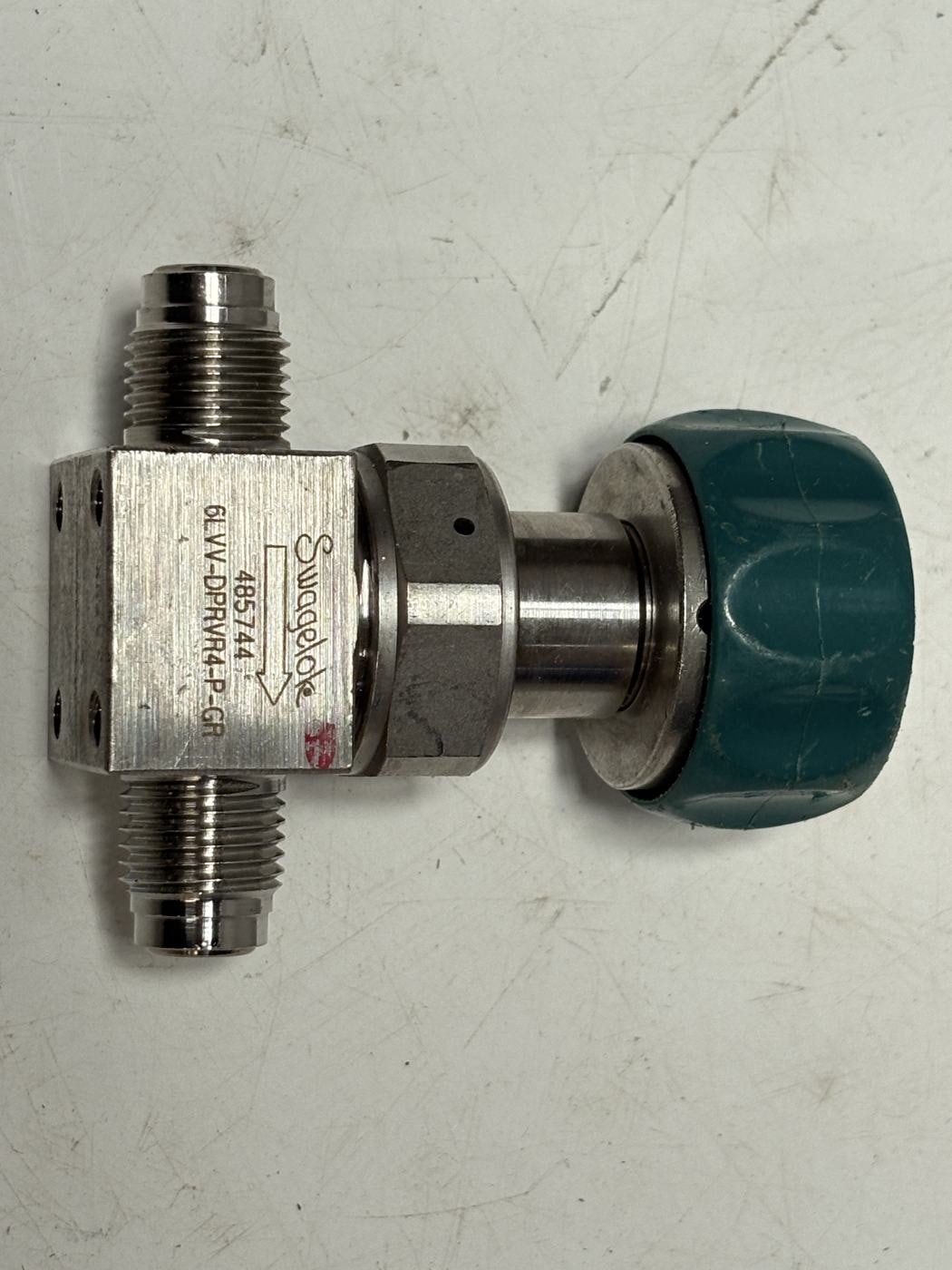 Swagelok 6LVV-DPHV4-P-C Diaphragm Valve