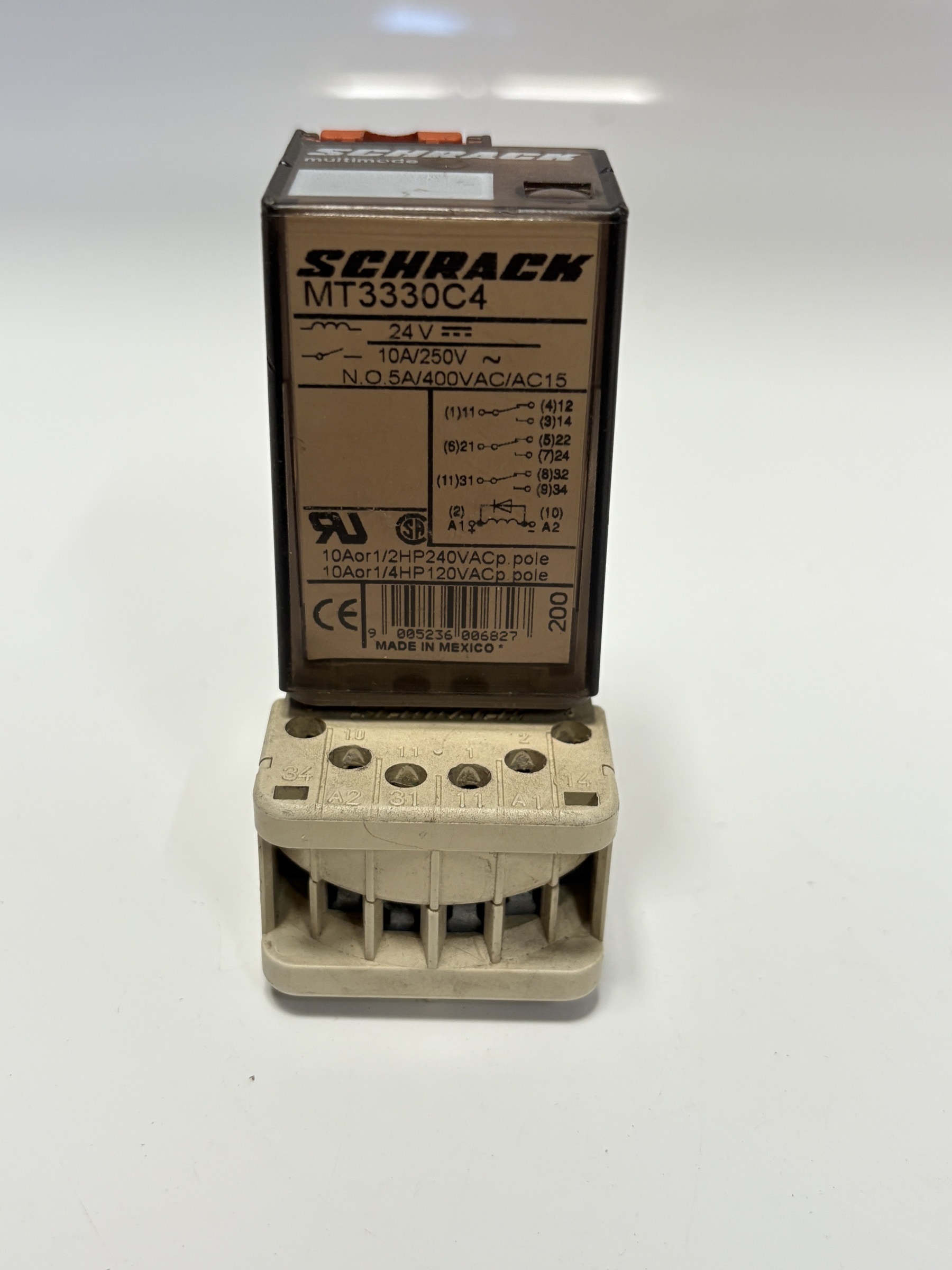 Schrack MT3330C4 Plug-In Control Relay Assembly