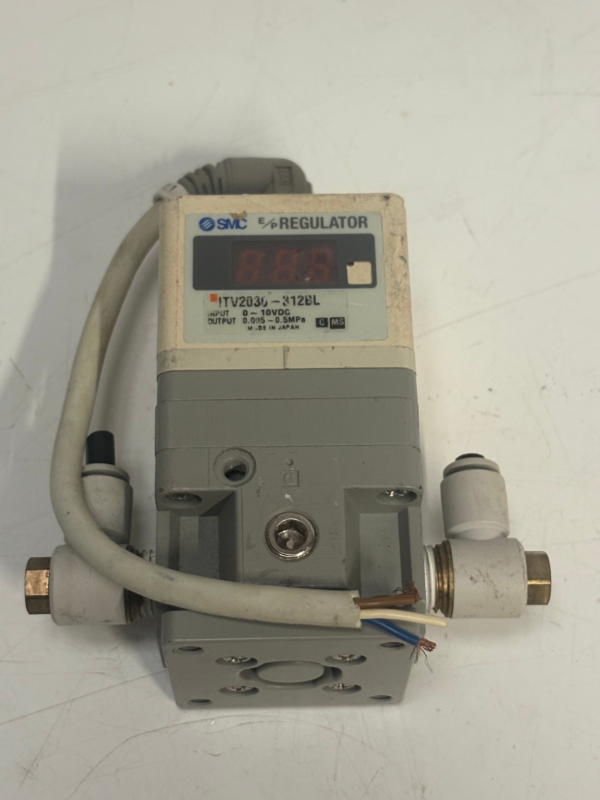 SMC ITV2030-312BL ITV2000 Electro Pneumatic Regulator 0-10V 0.5MPa