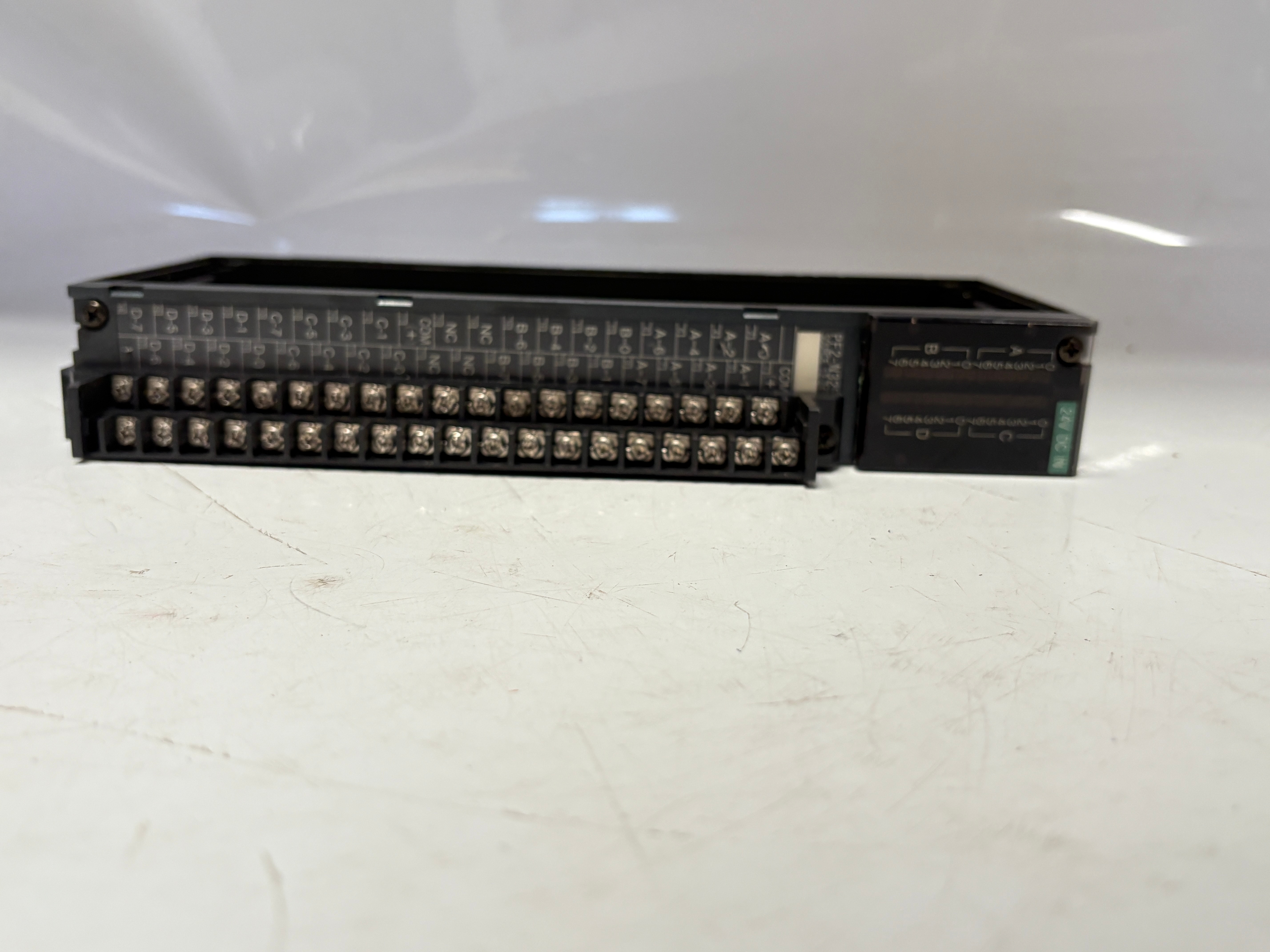 IDEC Izumi PF2-N32S FA-2 32 DC 24V Input Source Module