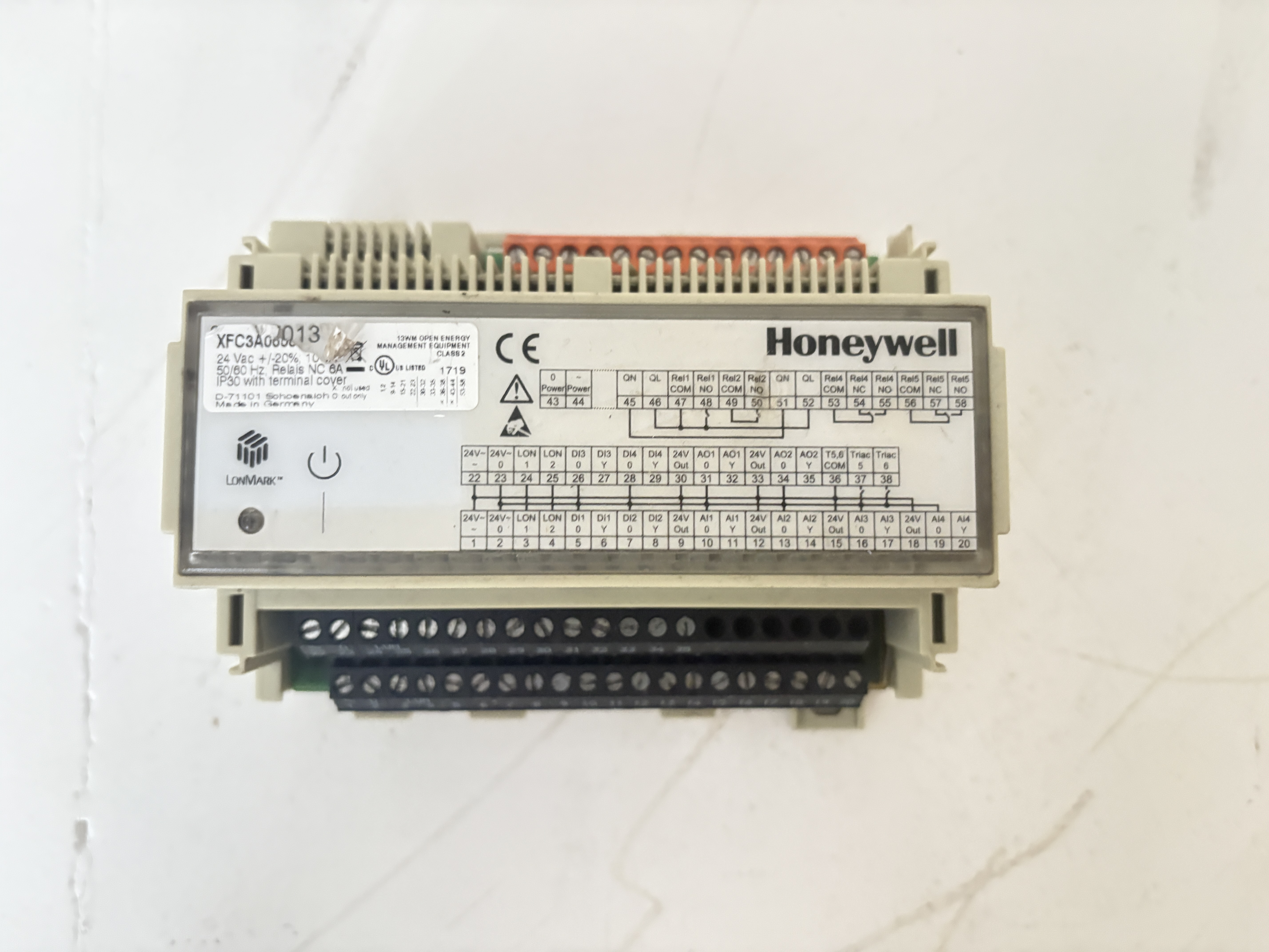 Honeywell XFC3A06013 Excel Smart I/O LonWorks Module