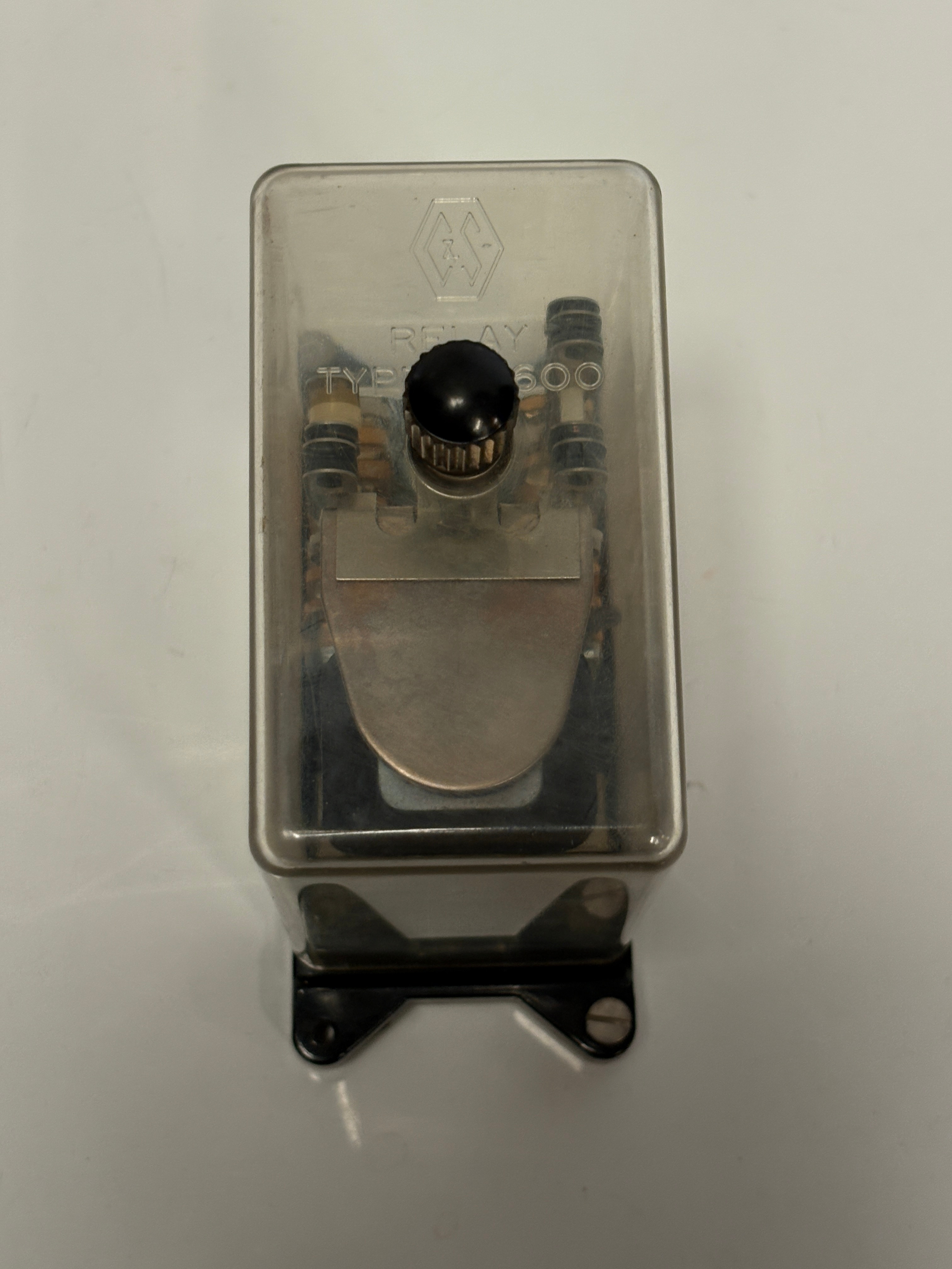 CS D250711 Type D2600 Plug-In Industrial Relay 110-120V 60Hz