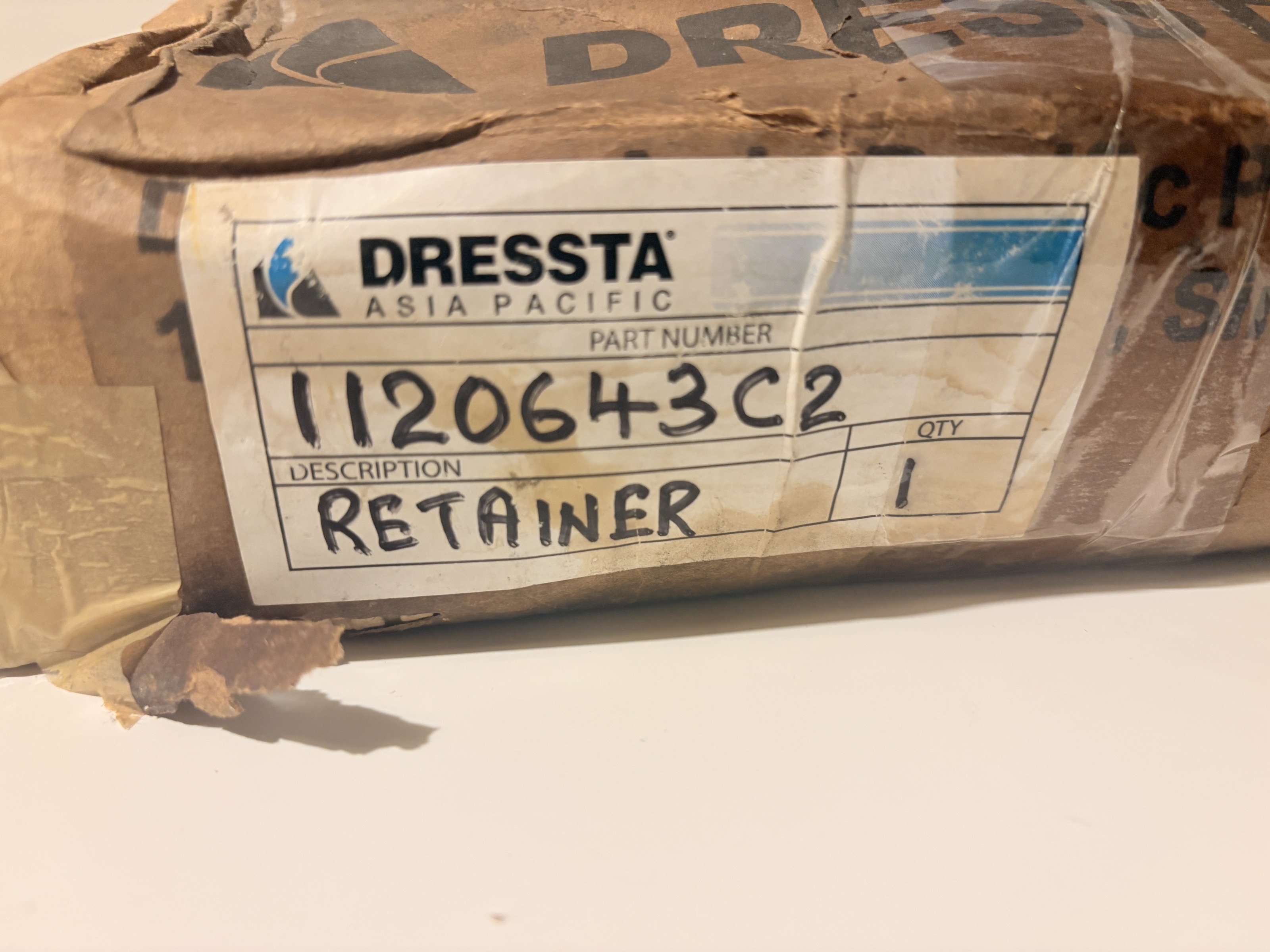 Dressta 1120643C2 Genuine Retainer Tractor Bulldozer Dresser Komatsu 2