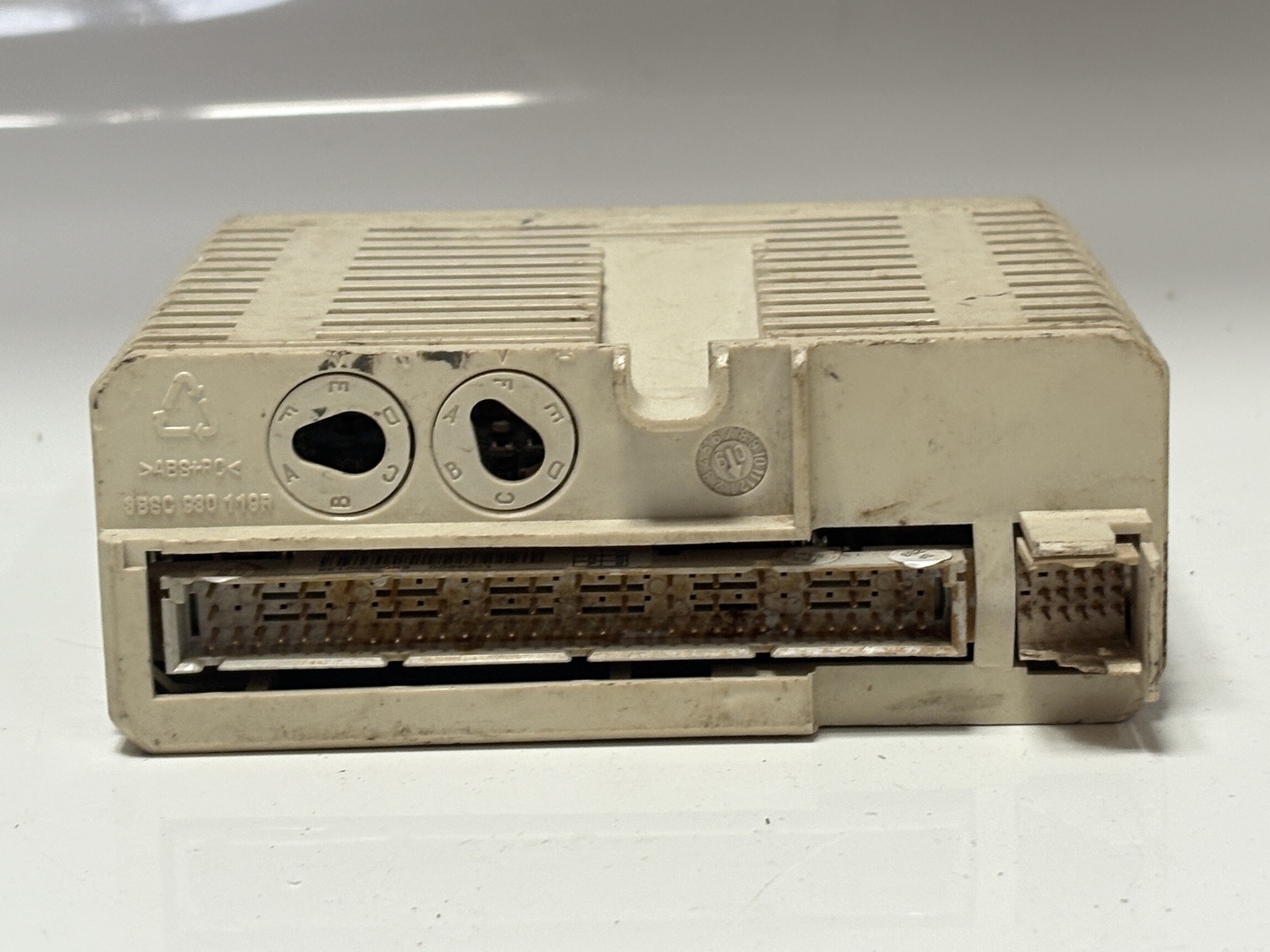 ABB 3BSE023602R1 Industrial Control I/O Module