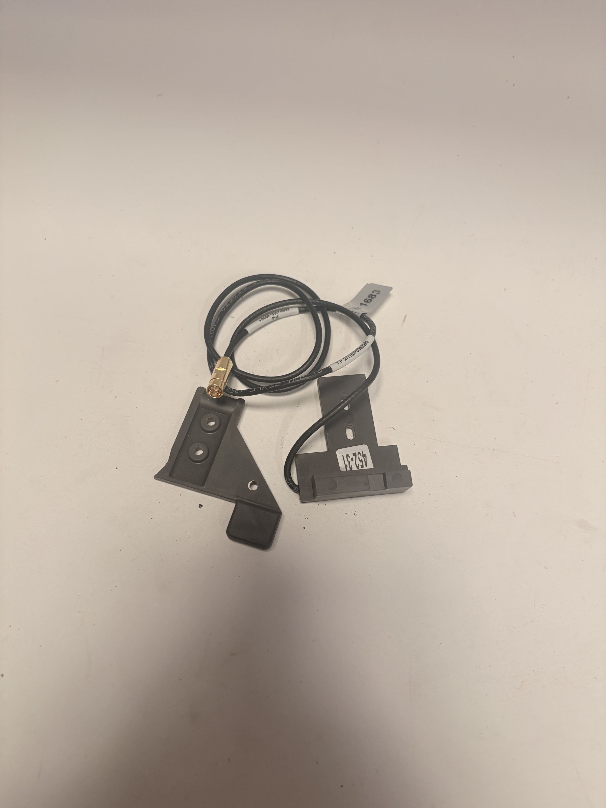 4698-002-46051 Sensor Cable and Mounting Bracket Assembly