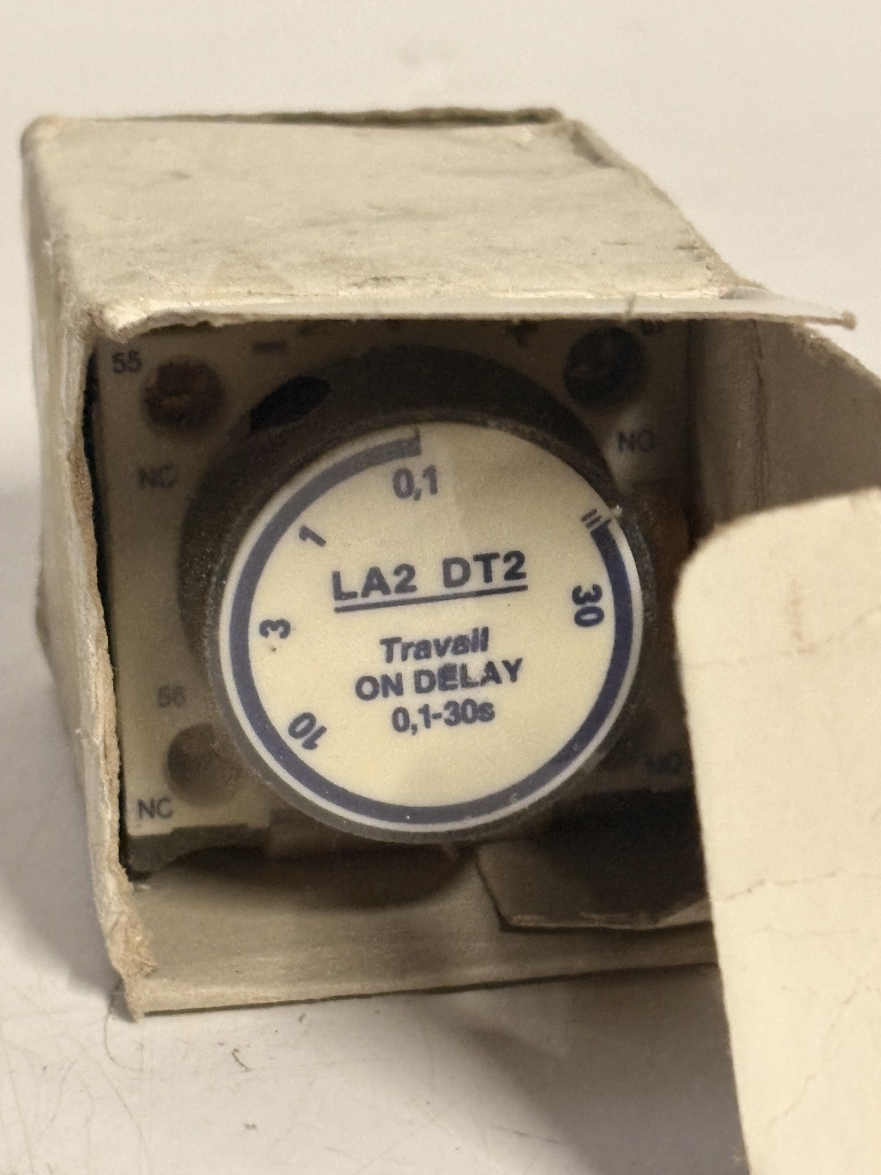 Telemecanique LA2DT2 0.1-30s ON Delay Timer Contact Block