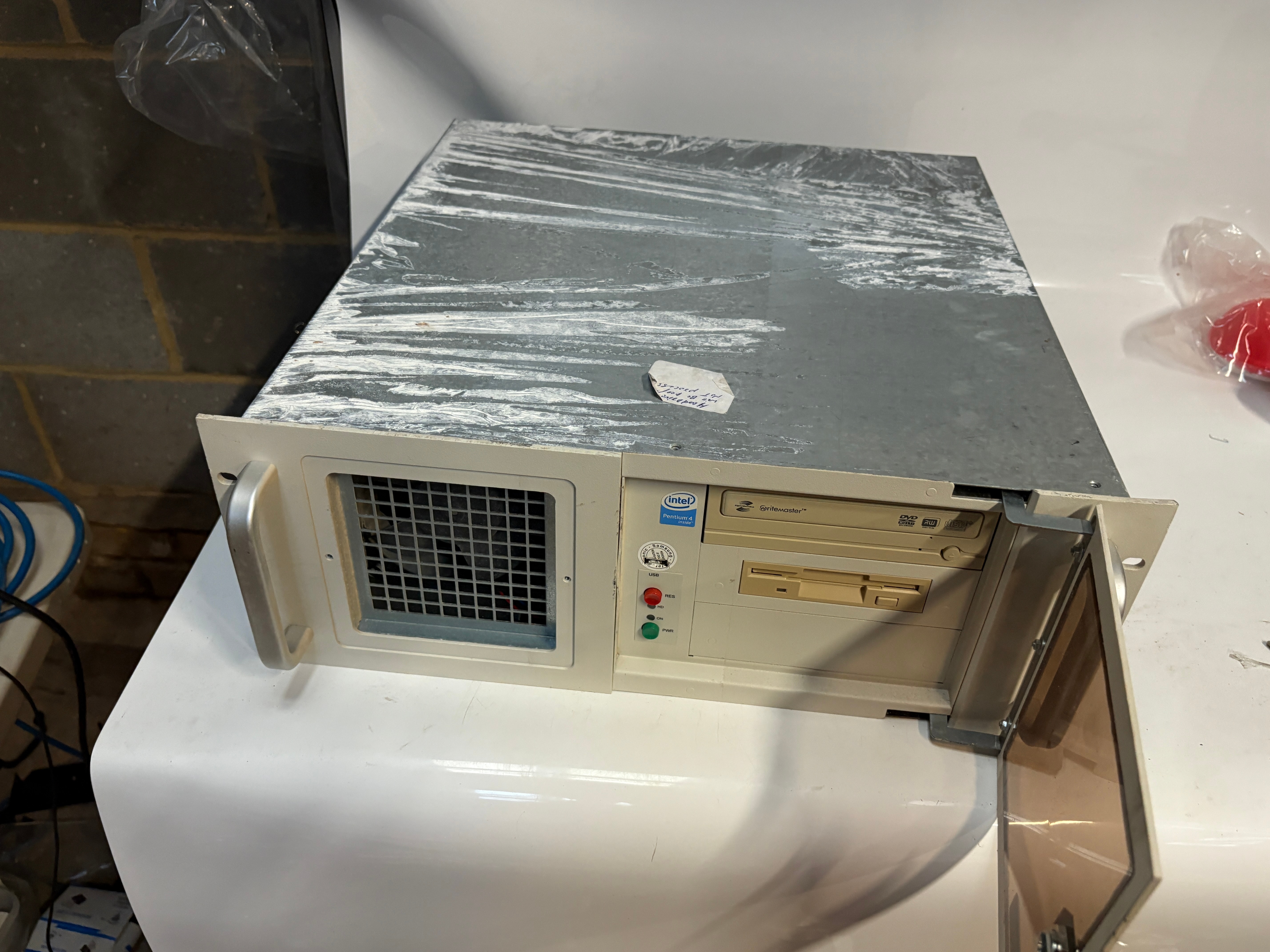 Comnet IPC CNS P4D 3.0B Industrial PC Pentium 4 3.06GHz