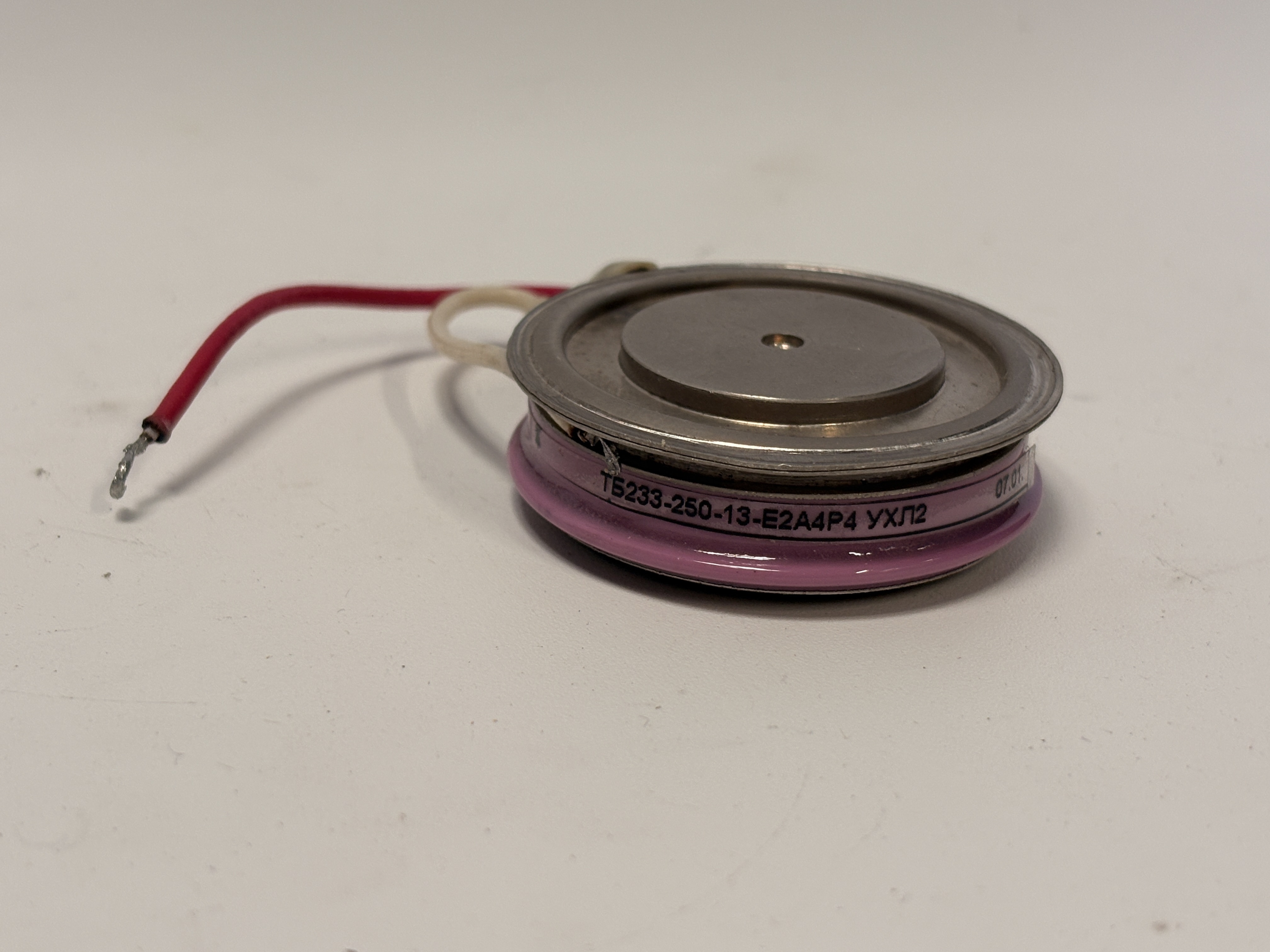 TB233-250-13-E2A4P4 UHL2 Fast Acting Disc Thyristor 250A 1300V