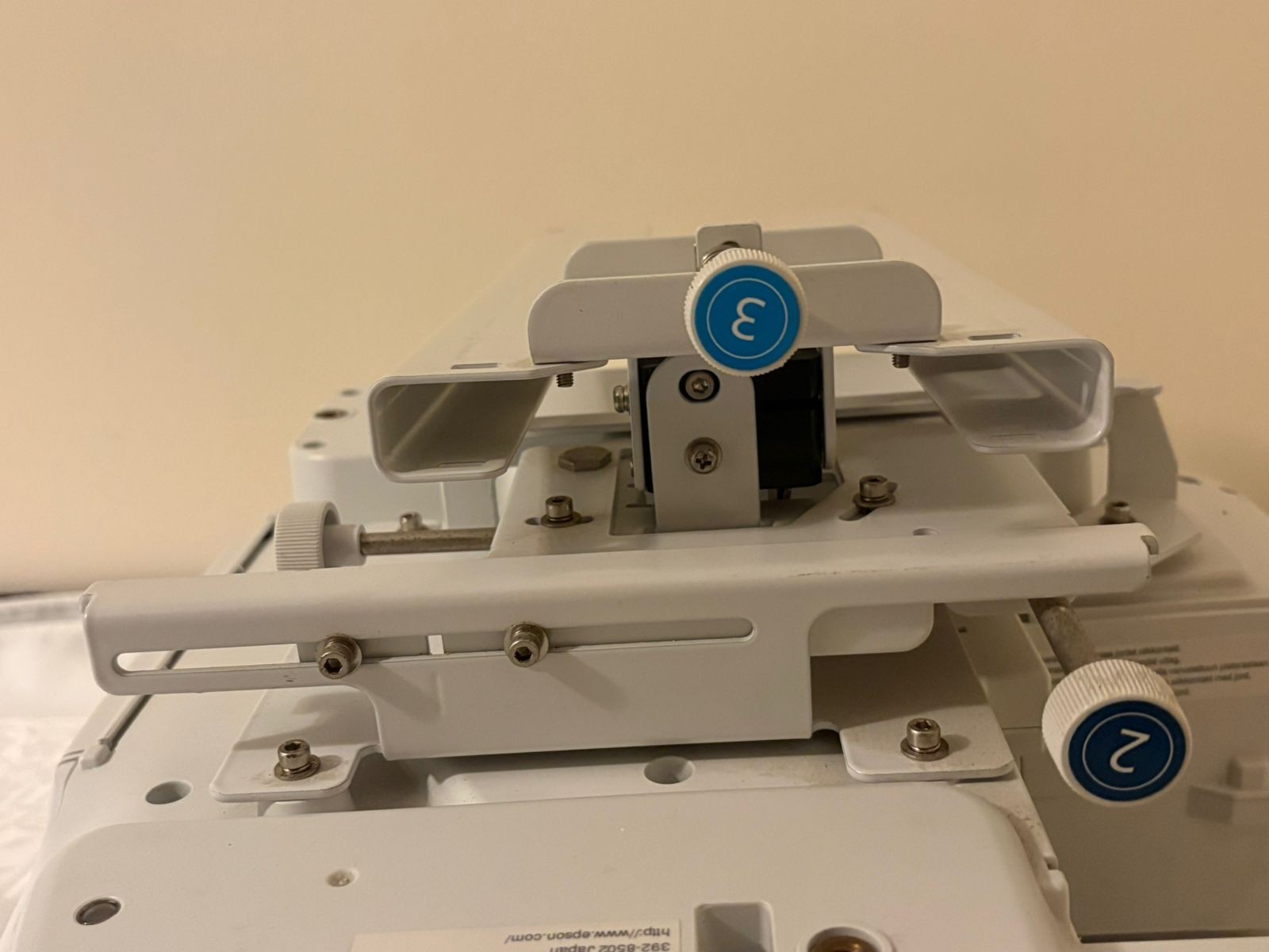 EPSON WXGA LCD Projector EB-1430Wi H665B with Wall Bracket 7