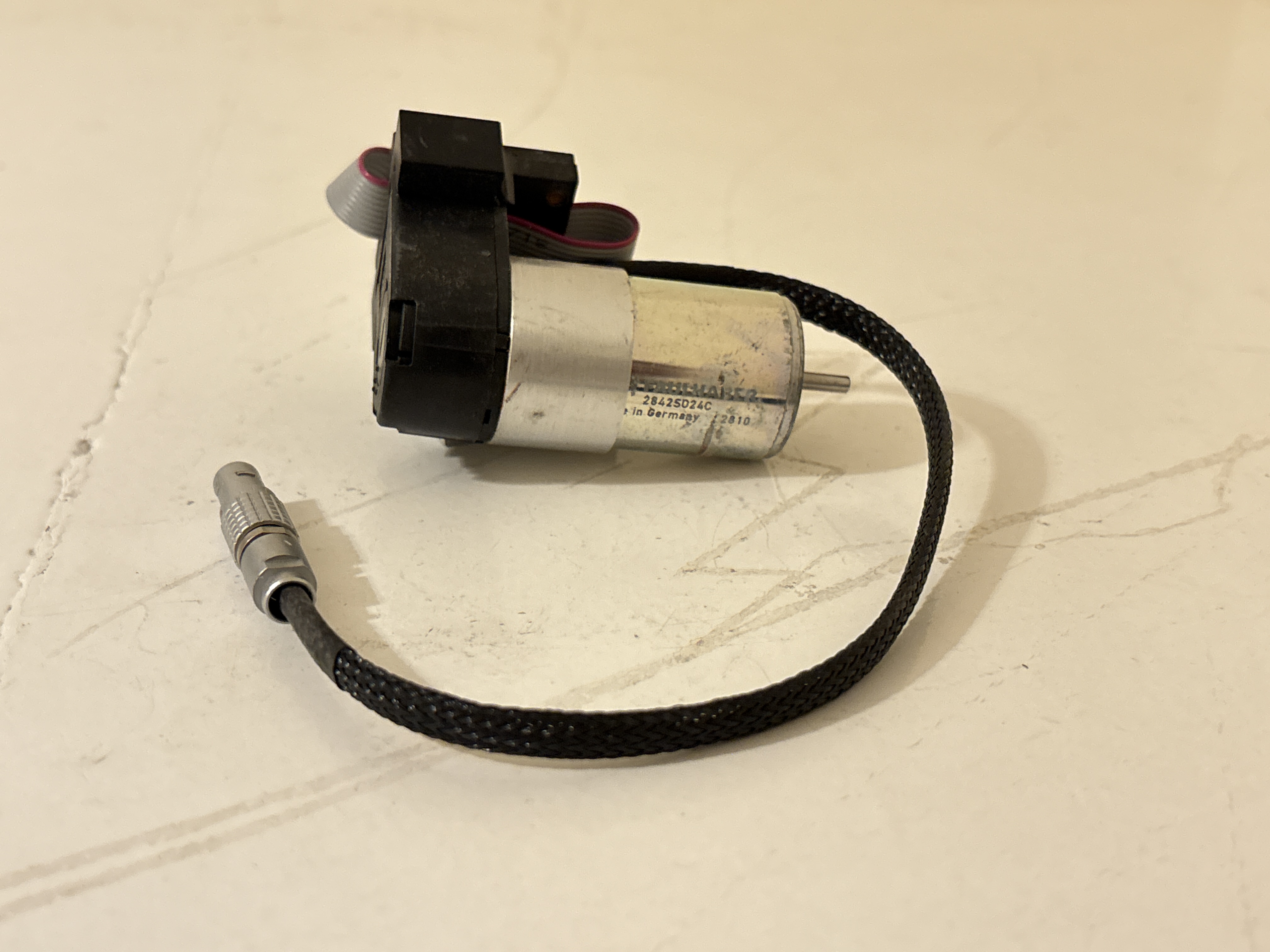 Faulhaber 2842S024C DC Motor with HEDS-5540 A14 Encoder